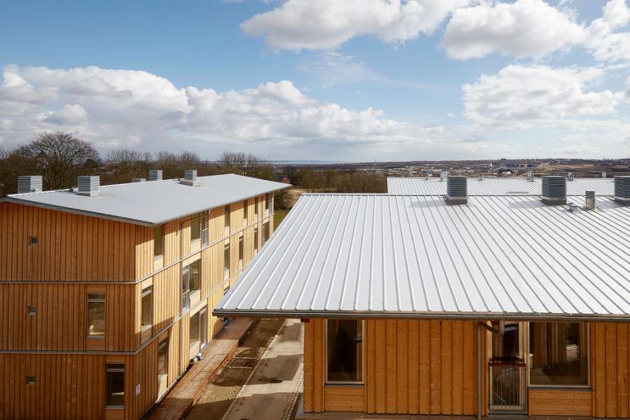 Banebrydende, almene boliger<br>med spektakulær udsigt, Lisbjergvej 13, Aarhus - Dronefilm